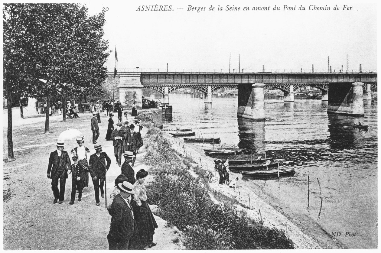 アニエール、セーヌ川のほとりと鉄道橋、1900年頃 作： フランスの写真家