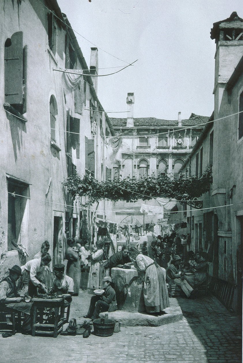 ヴェネツィアのストリートシーン 作： イタリアの写真家