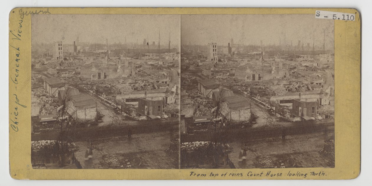 1871年のシカゴ火災の後の、北を向いた廃墟の裁判所の上からの眺めの立体写真 作： アメリカの写真家