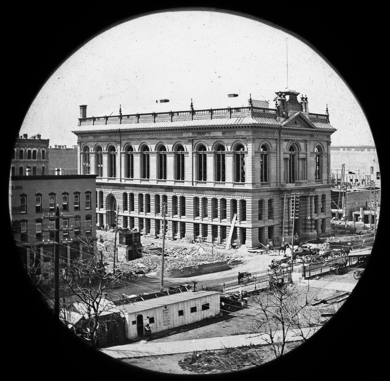 大シカゴの火、1872年頃に再建された商工会議所（ガラスランタンスライド） 作： アメリカの写真家
