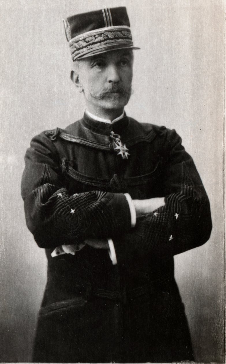 フランスの将軍、ラウルルムートンドボワデフレ（1839〜1919）の肖像。 作： フランスの写真家