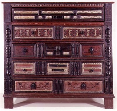 引き出しのチェスト、おそらくThomas Dennis作、1678年（彫刻と塗装された木） 作： アメリカの学校