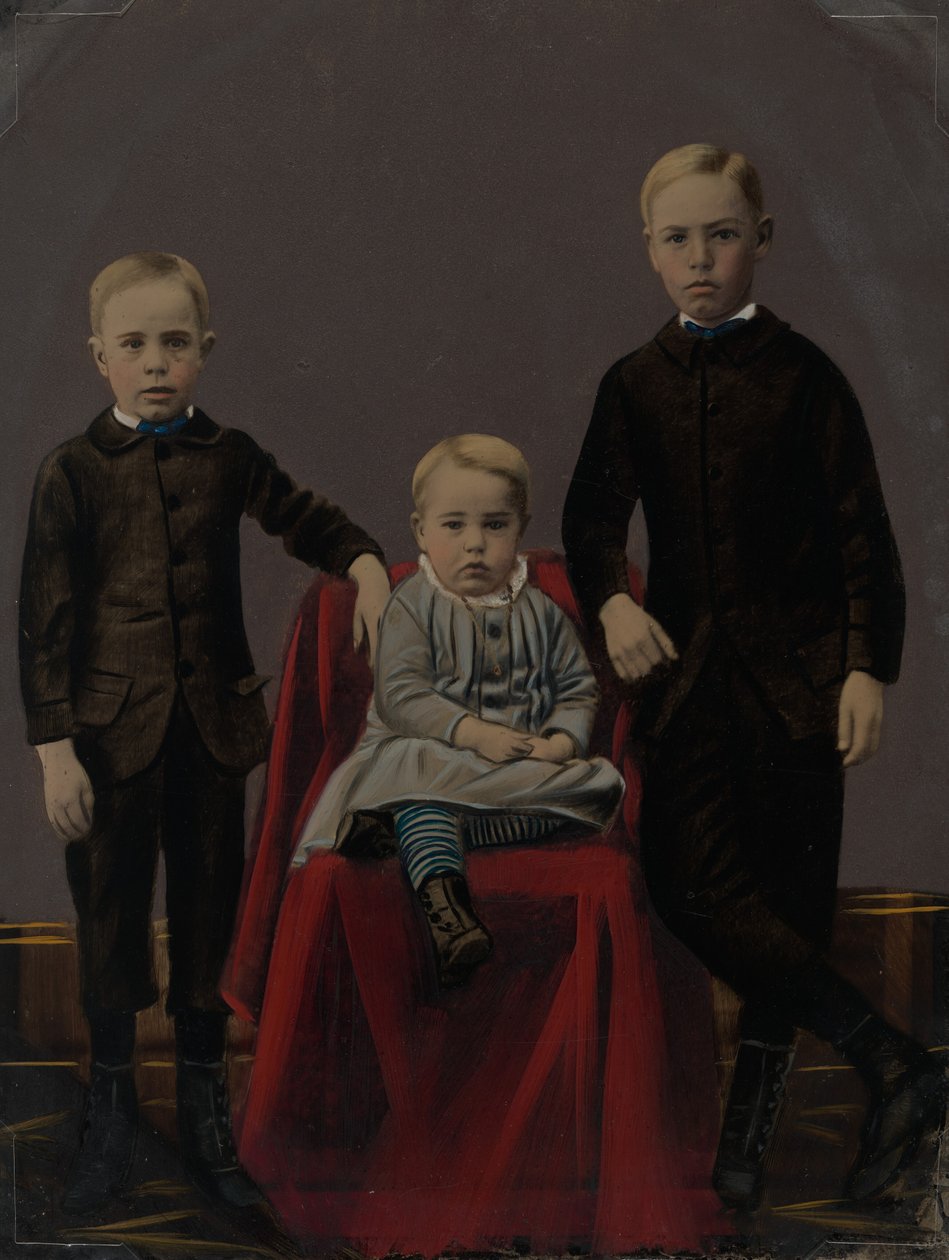3人の少年の肖像、1860年代（写真） 作： アメリカの写真家