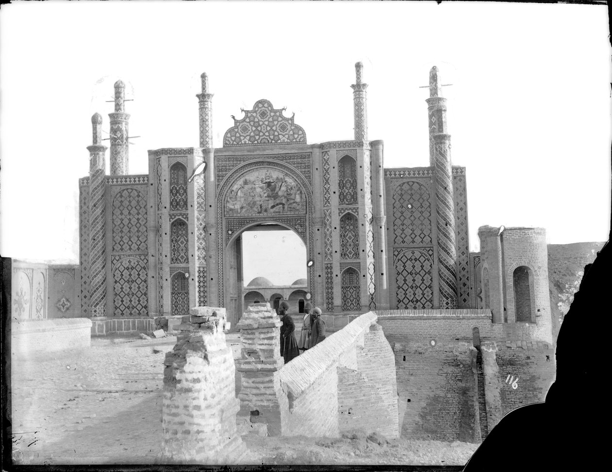 Darvaze Dawlat、タイル張りの市門、テヘラン、1880年頃 作： アントワン・セヴルギン