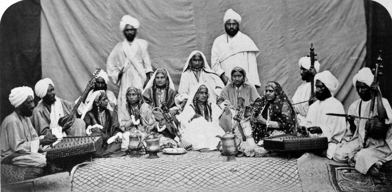 カシミールノーチガール、1860年代頃 作： イギリスの写真家