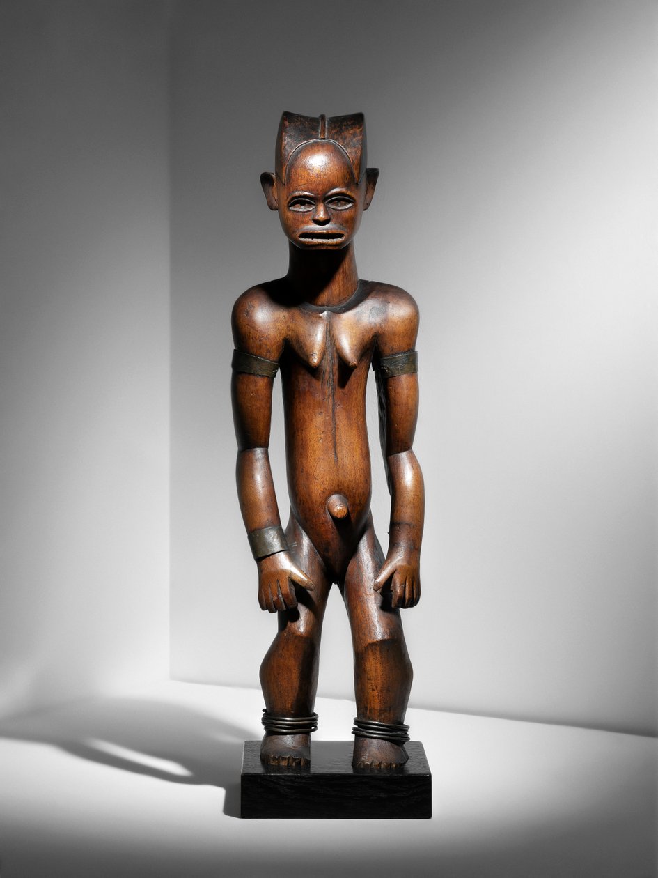 方マベア聖遺物像 1800-99年頃 木製 作： カメルーン学校