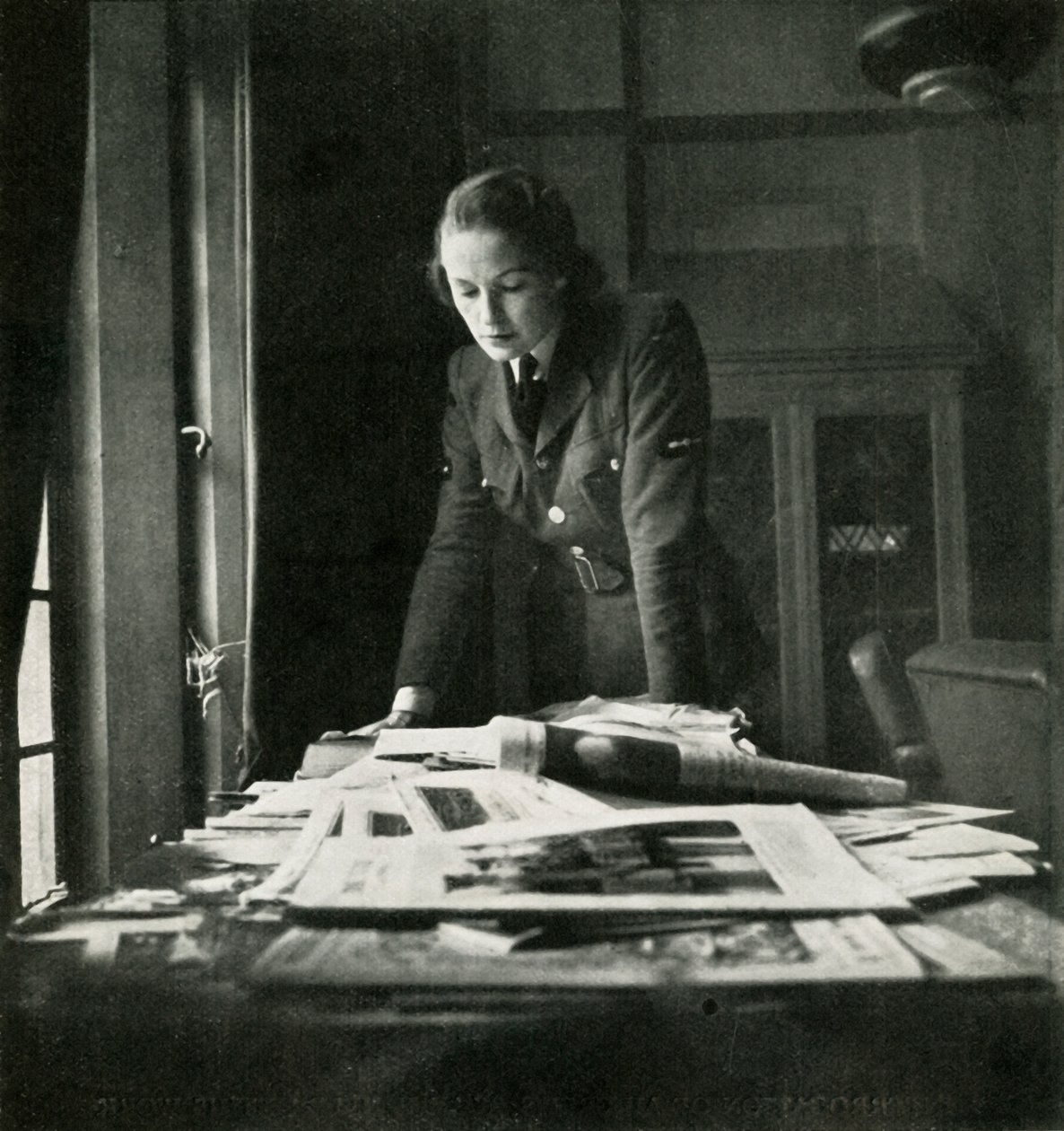閲覧室、c1943。 作： セシル・ビートン