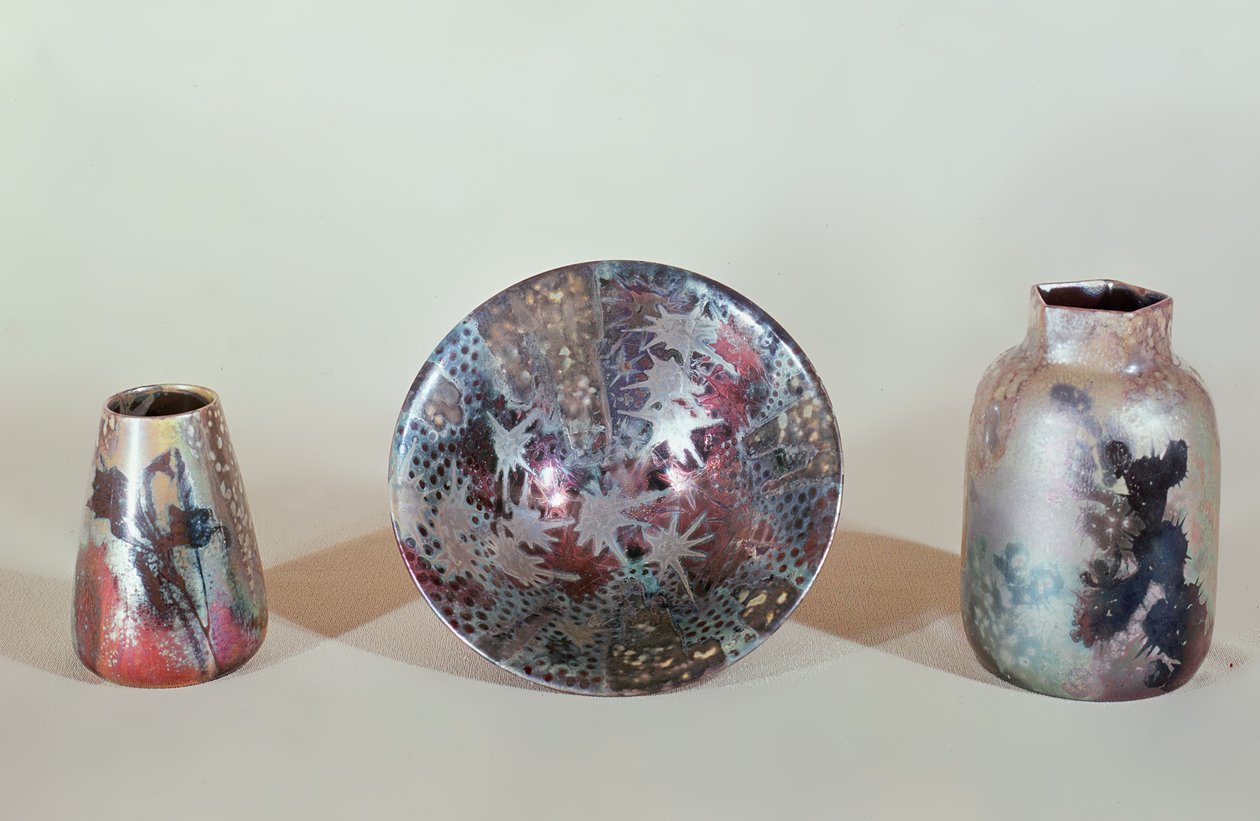 ボウルと花瓶、1890年頃（光沢） 作： クレメントマッシエ