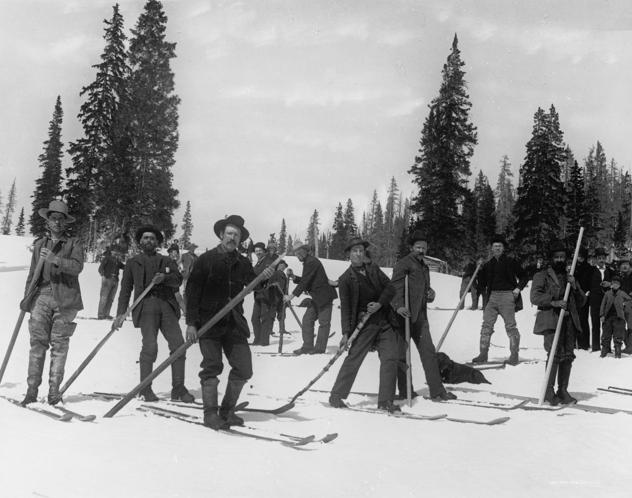 スキー旅団、1910-20年頃 作： デトロイト出版株式会社