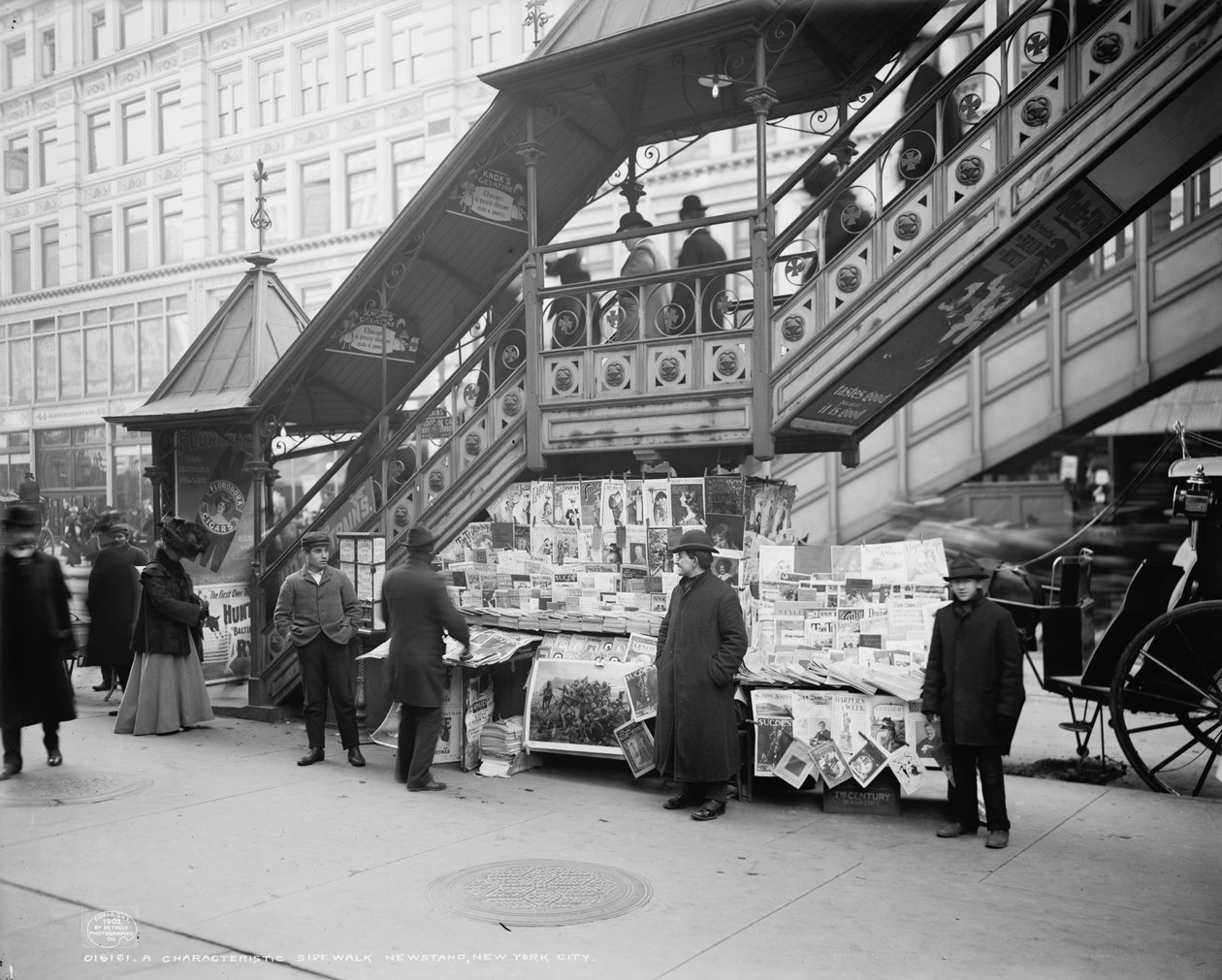 特徴的な歩道の売店、ニューヨーク市、1903年 作： デトロイト出版株式会社