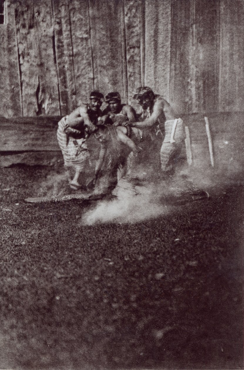 Nunhltstistlahl Qagyval、アメリカインディアンの儀式、1914年（bw写真） 作： EJカーティス