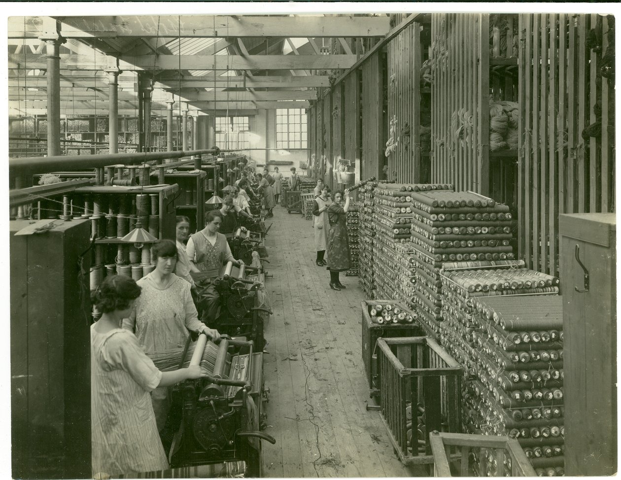 Axminsterスプール設定、カーペット工場、1923 作： 英語の写真家