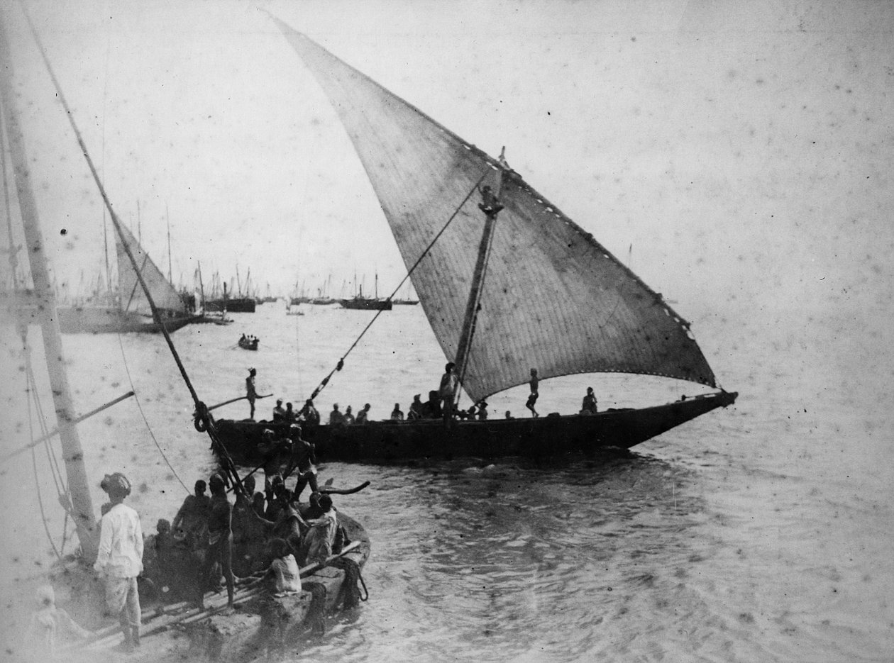 ボンベイ：Dubashボート、1870年代 作： 英語の写真家