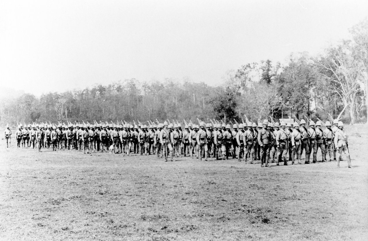 ビルマの行進、1891年頃のイギリス軍 作： 英語の写真家