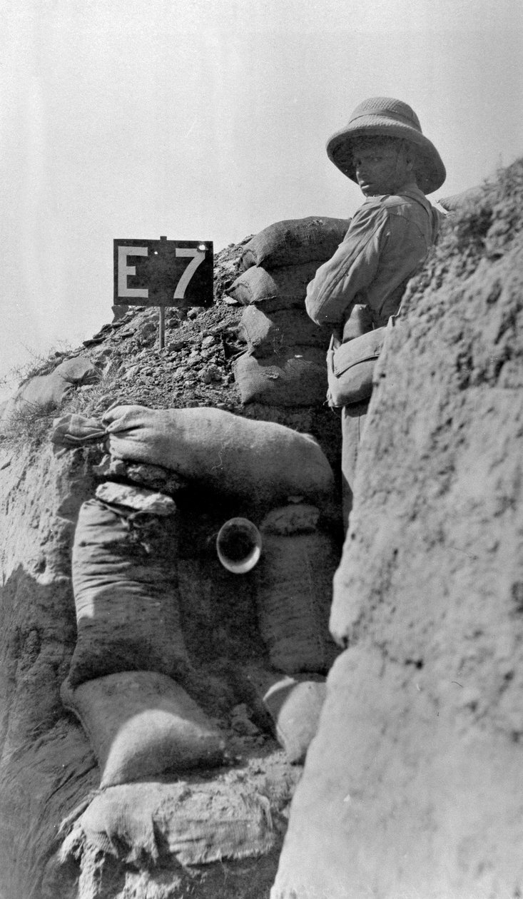 塹壕のイギリス軍、サナヤット、1916 作： 英語の写真家