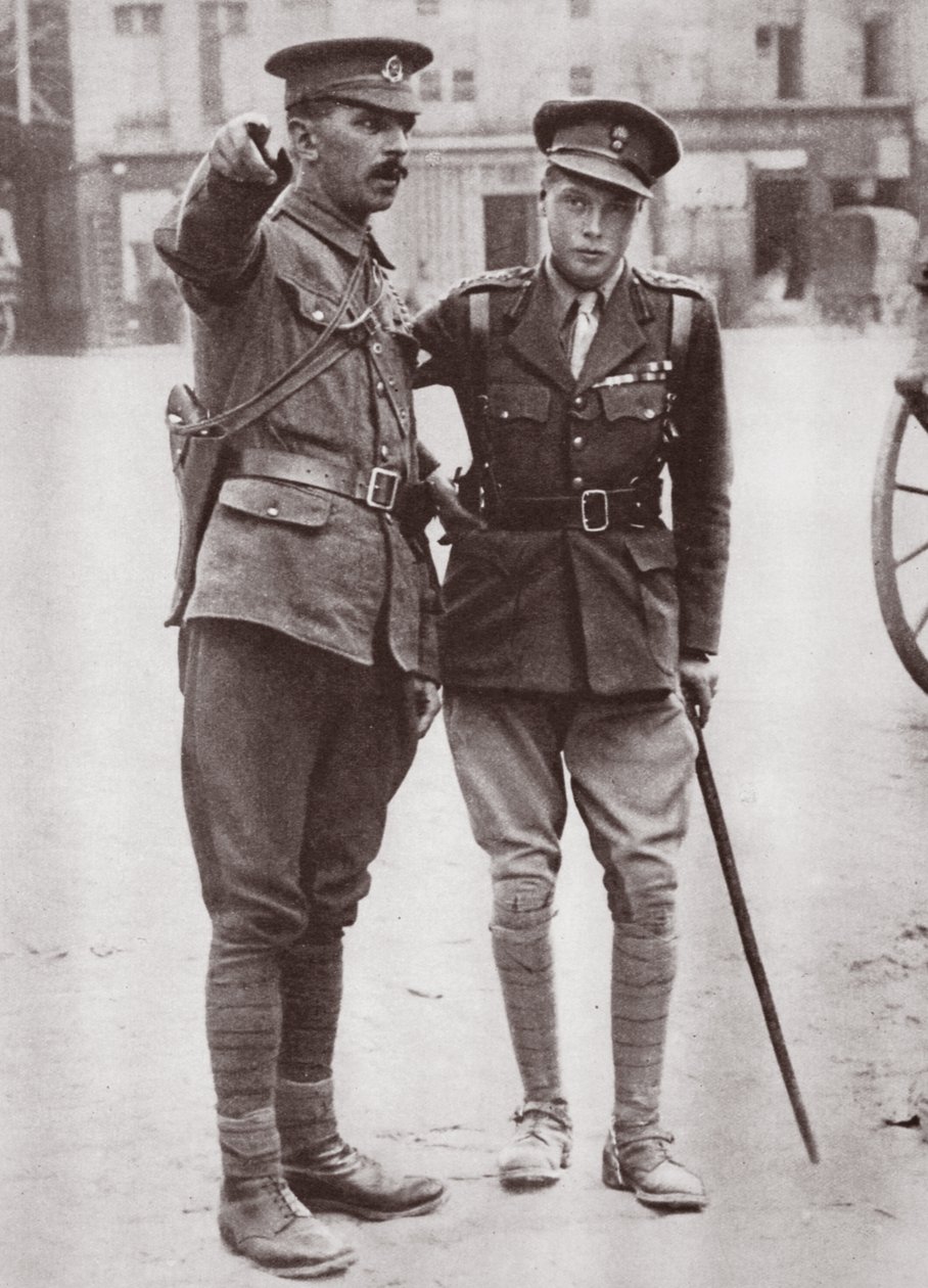 プリンスオブウェールズのエドワードはすぐにサインアップし、1916年の戦線での奉仕を許可するように求めました。 作： 英語の写真家