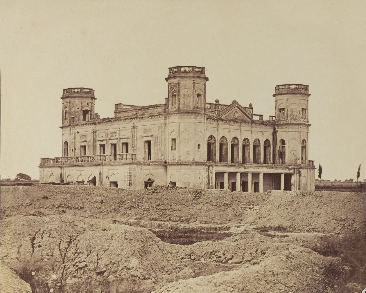 インドの宮殿、1858年頃 作： 英語の写真家