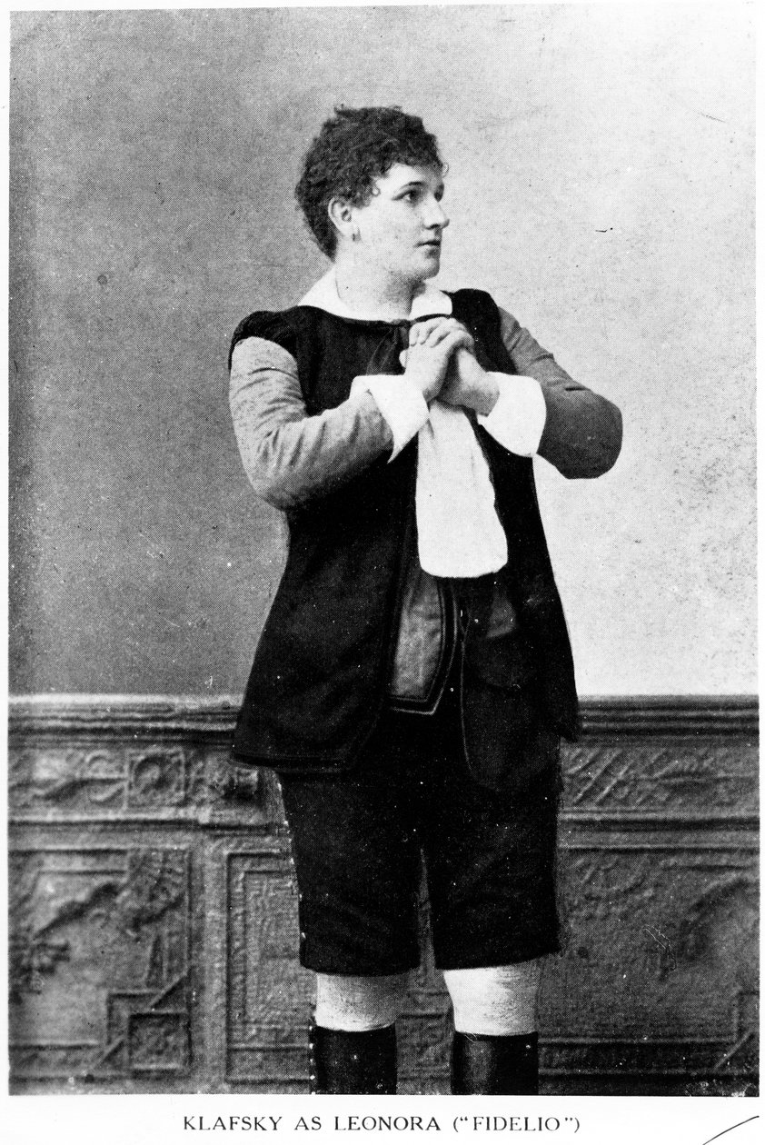 1892年「フィデリオ」のレオノーラとしてのキャサリーナクラフスキー 作： 英語の写真家