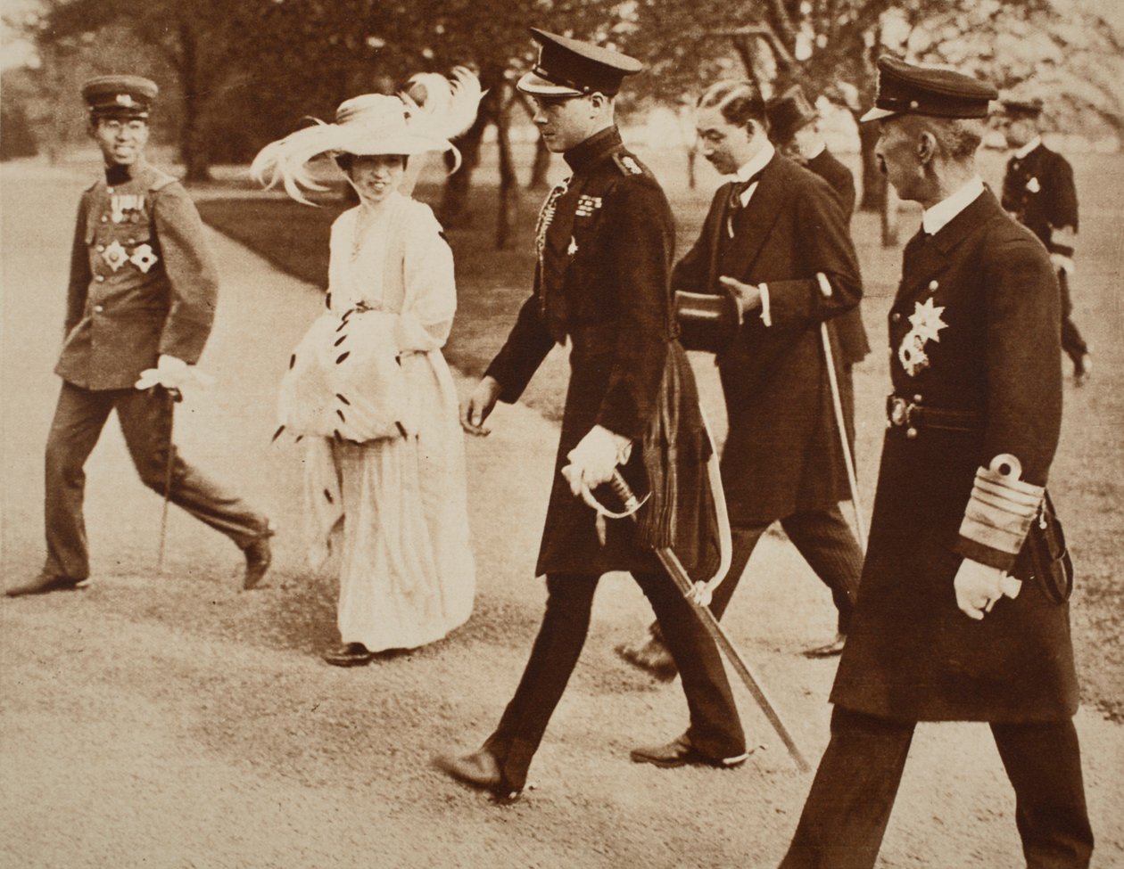 1922年に日本の皇后と皇太子と一緒にエドワード8世王 作： 英語の写真家