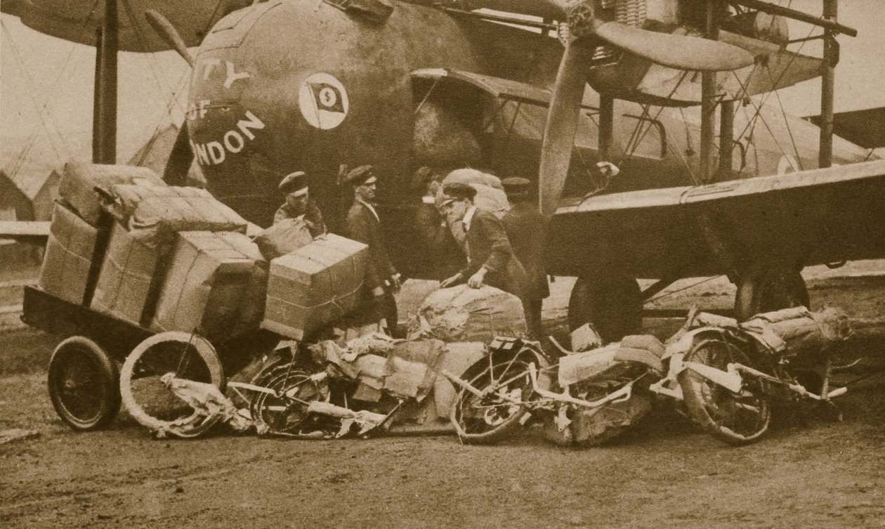 Vickers-VimyマシンCity of Londonに、ケルンのバイクフレームをロードする（セピア写真） 作： 英語の写真家