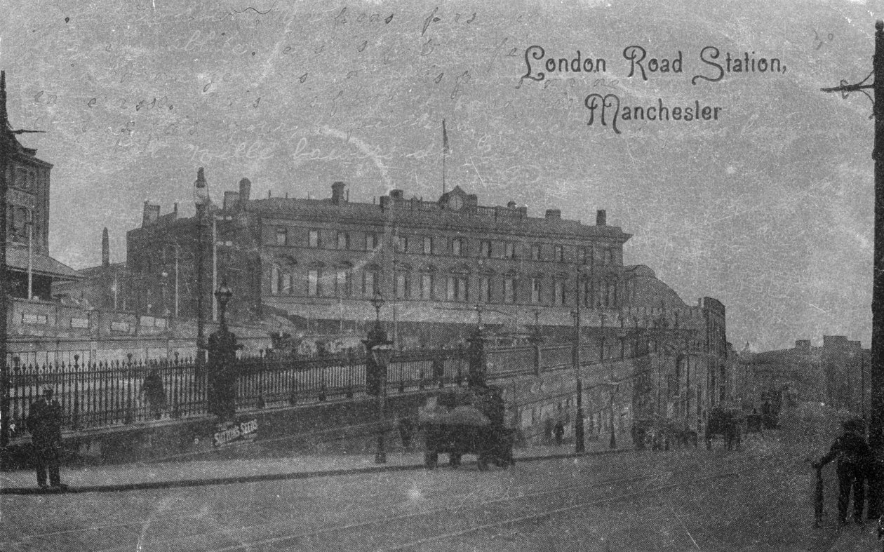 ロンドン道路駅、マンチェスター、1910年頃 作： 英語の写真家