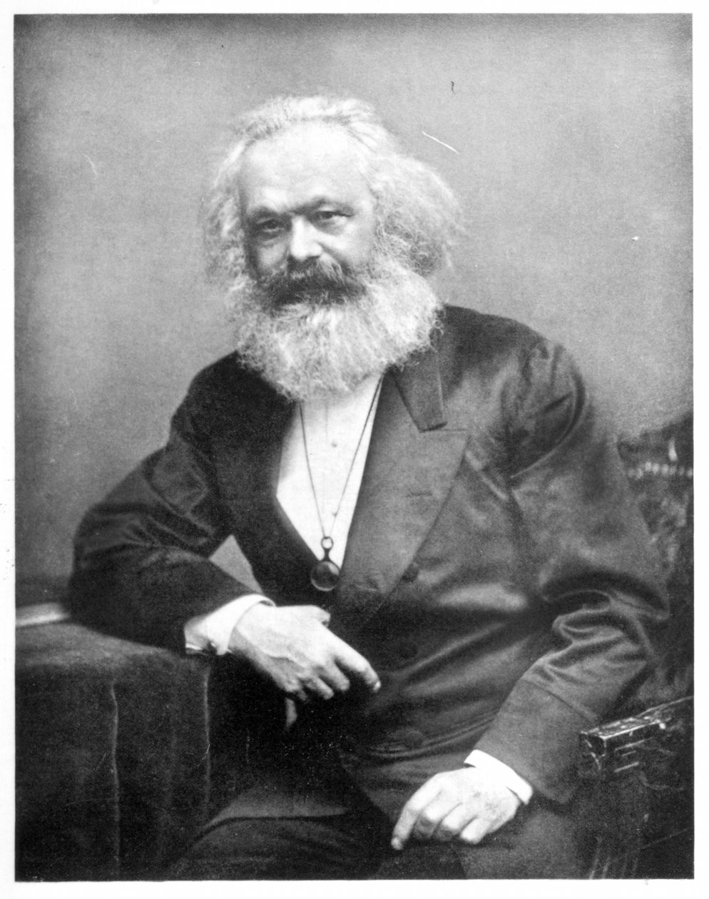 カールマルクスの肖像（1818〜1893年） 作： 英語の写真家