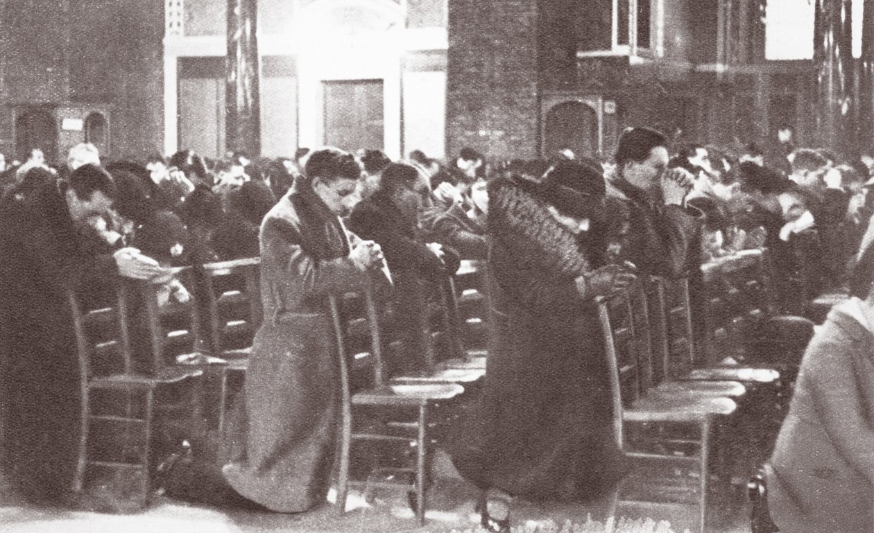 ジョージ5世のための祈り、1936年1月 作： 英語の写真家