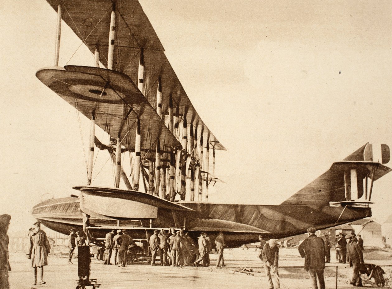 飛行機の側面図、1914-19 作： 英語の写真家