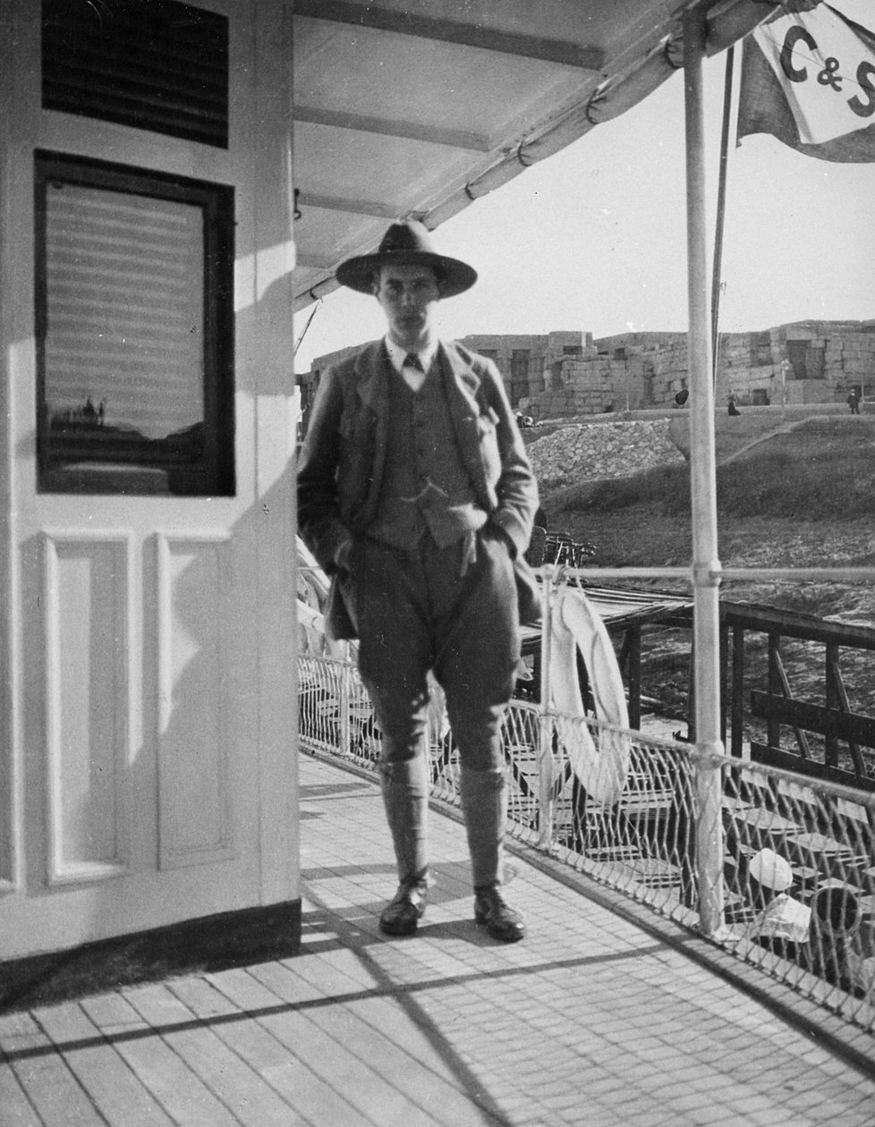 1904年、SSラーメーズザサードに乗ってナイル川に沿って観光旅行 作： 英語の写真家