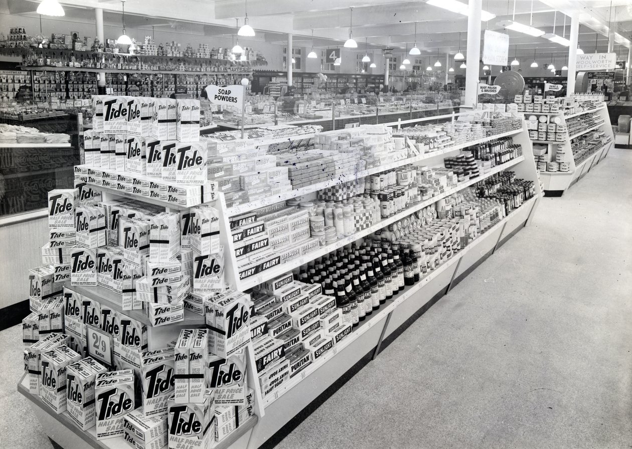 石鹸の通路、ウールワース店、1956 作： 英語の写真家