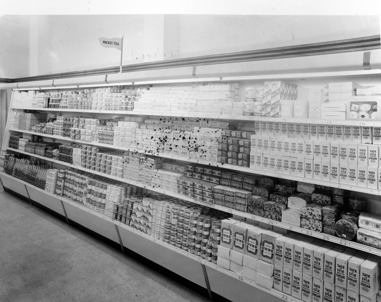 お茶と砂糖の通路、ウールワース店、1956 作： 英語の写真家