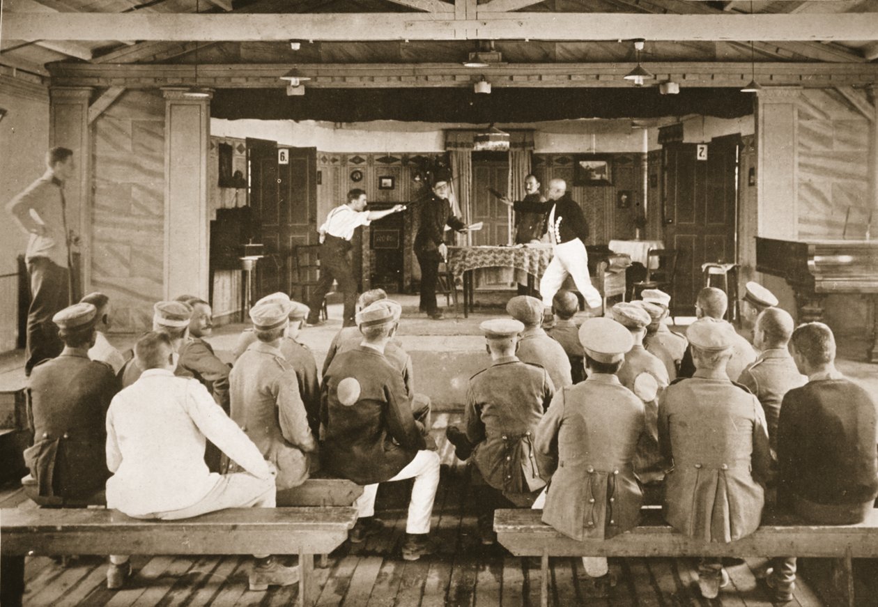 The Theatre：A Dress Rehearsal、Dorchester、illustration from German Prisoners in Great Britain（グラビア） 作： 英語の写真家
