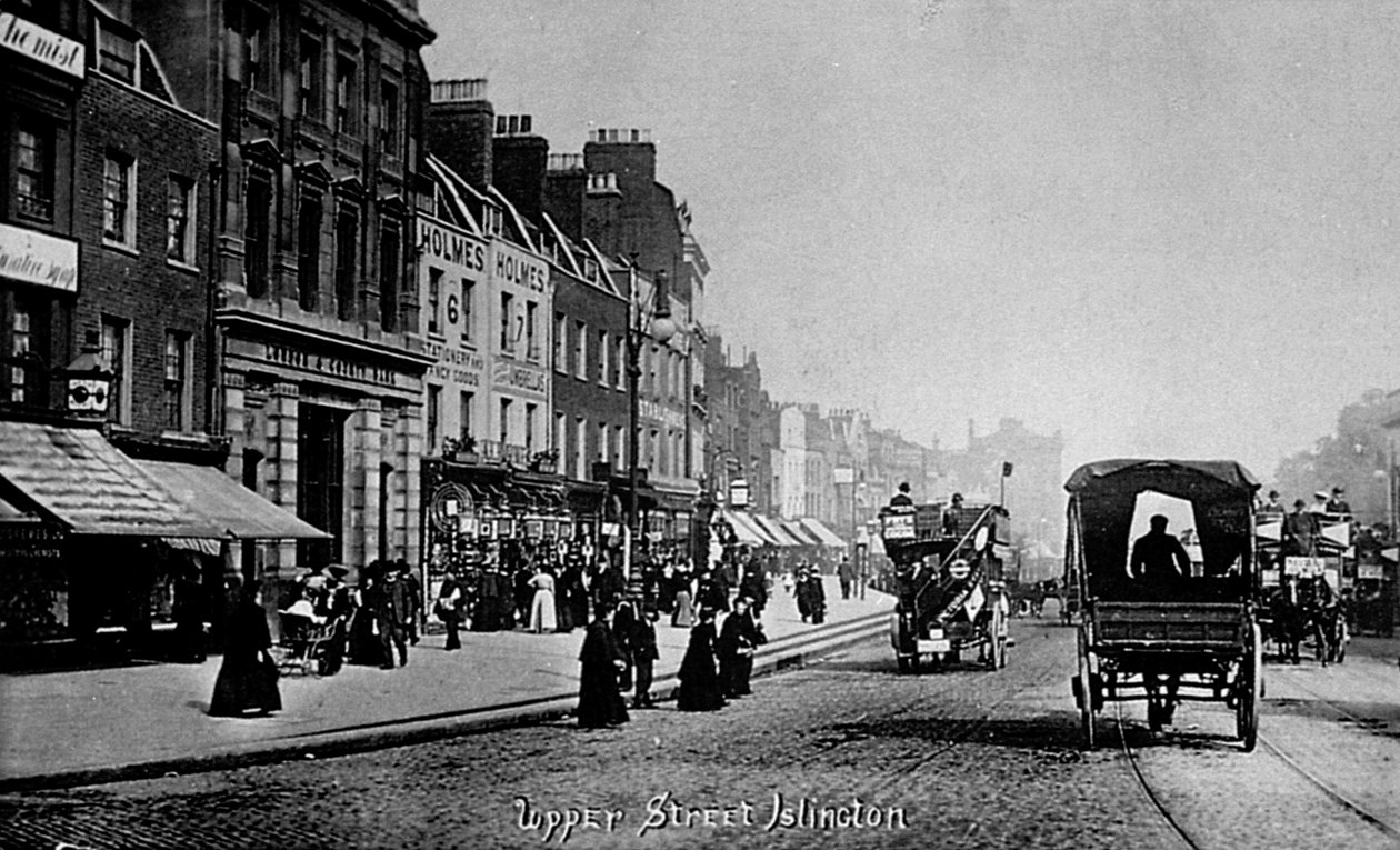 アッパーストリート、イズリントン、1906年頃 作： 英語の写真家