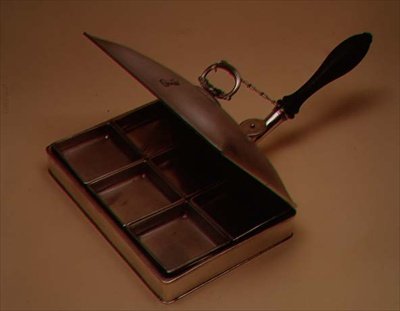 チーズトースター、1805年頃（シェフィールドプレート） 作： 英語学校