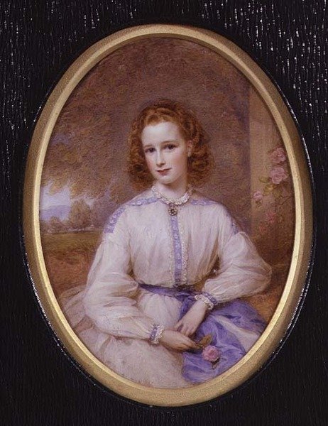 Hon.Lucy Byng（ミニチュア） 作： 英語学校