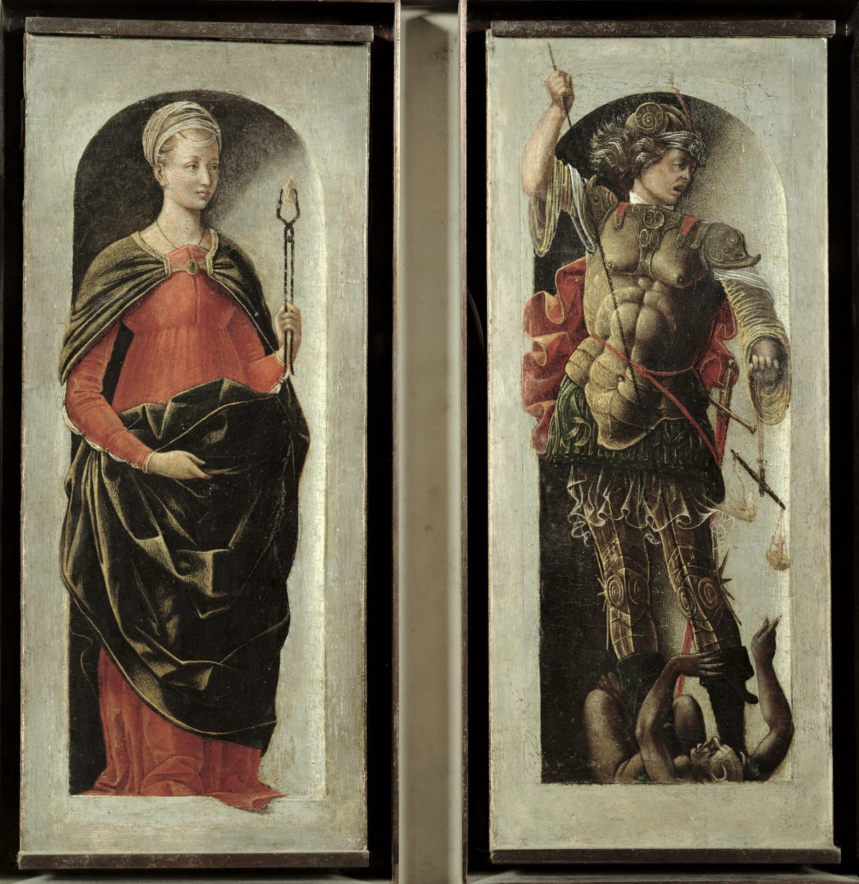 聖アポロニアと聖ミカエル、1473年頃 作： エルコール・デ・ロベルティ