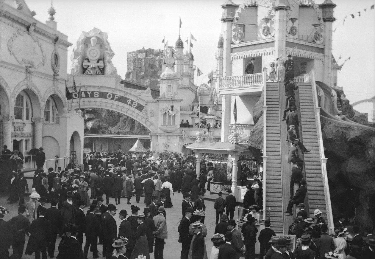 ルナ公園、1909年（硝酸塩陰性） 作： ユージーンウェムリンガー