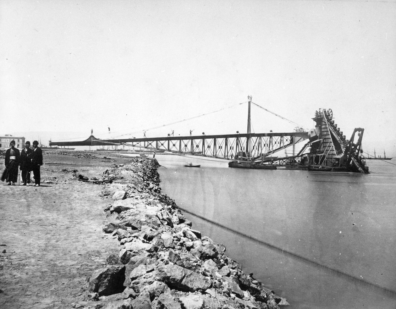 スエズ運河の浚渫、1870年代頃 作： ヨーロッパの写真家