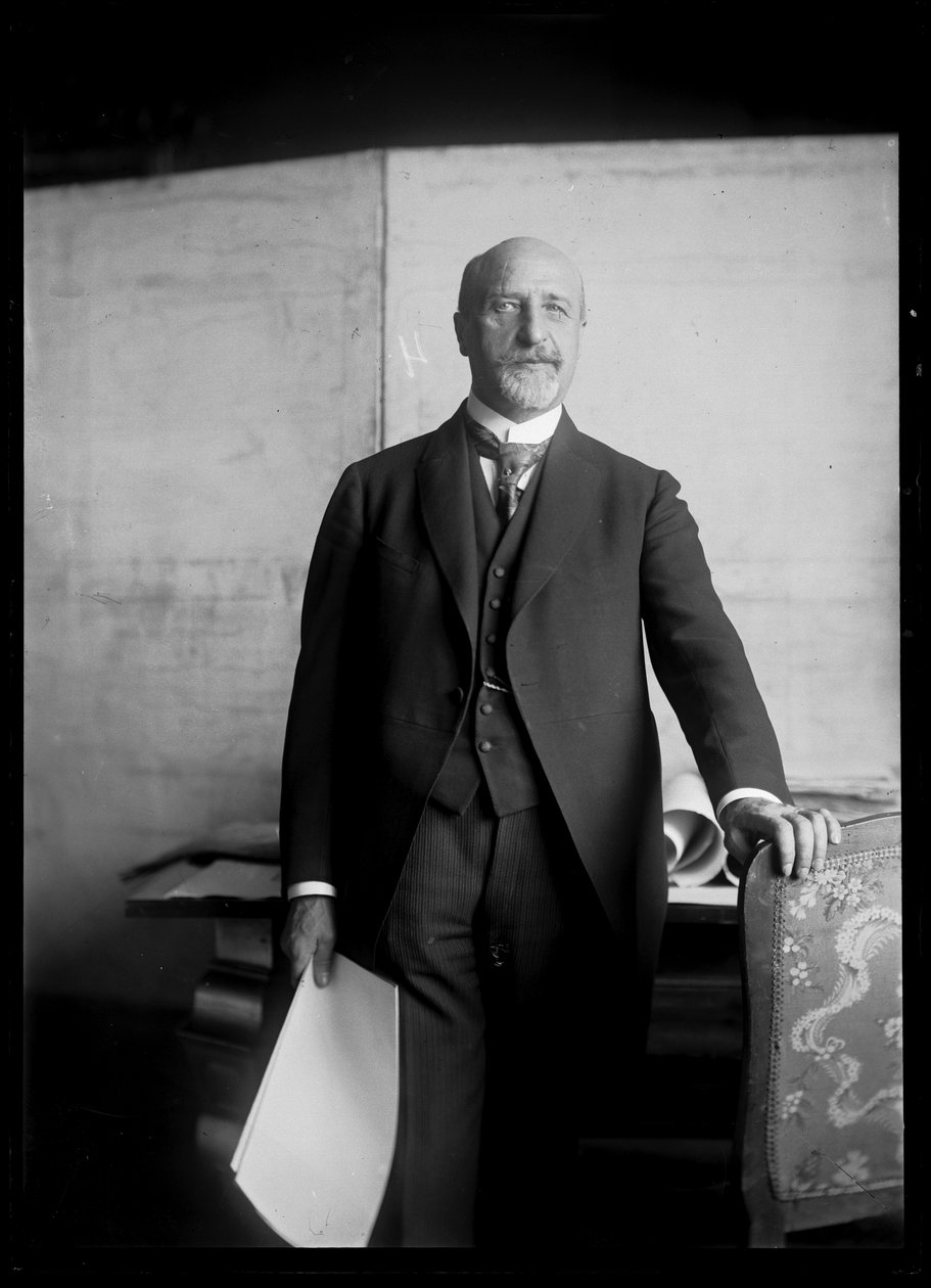 カール・ザイツ（1869-1950）の写真 作： フェルディナンド・シュムッツァー