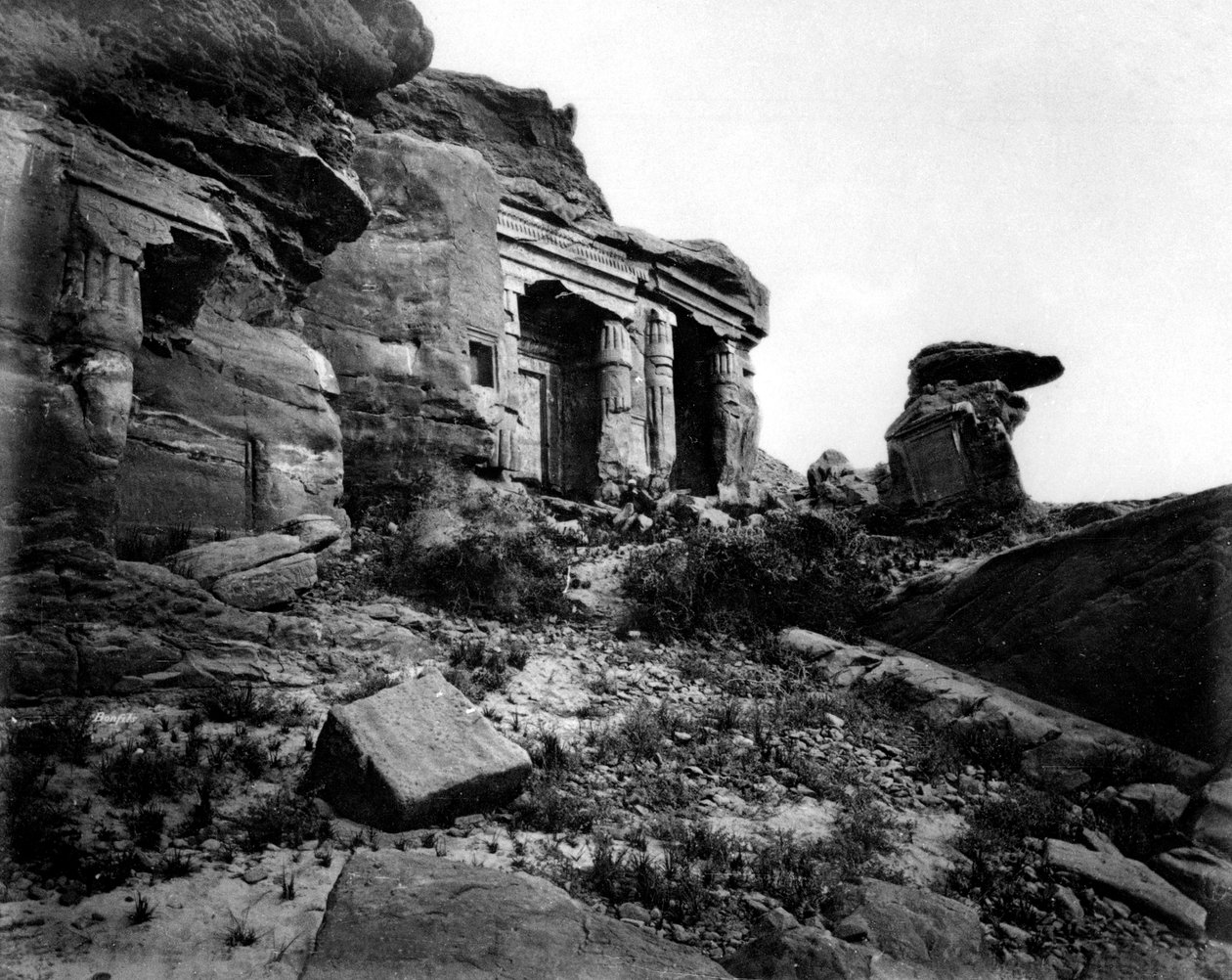 ゲベルシルシレ、エジプト、1878年 作： フェリックス・ボンフィス