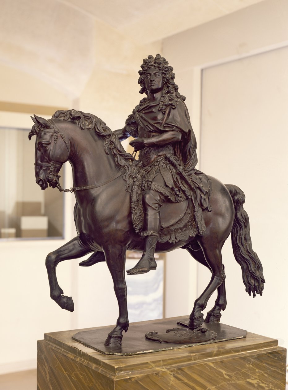 1699年にローマの衣装を着たルイ14世（1638〜1715年）の騎馬像（ブロンズ） 作： フランソワ・ジラルドン