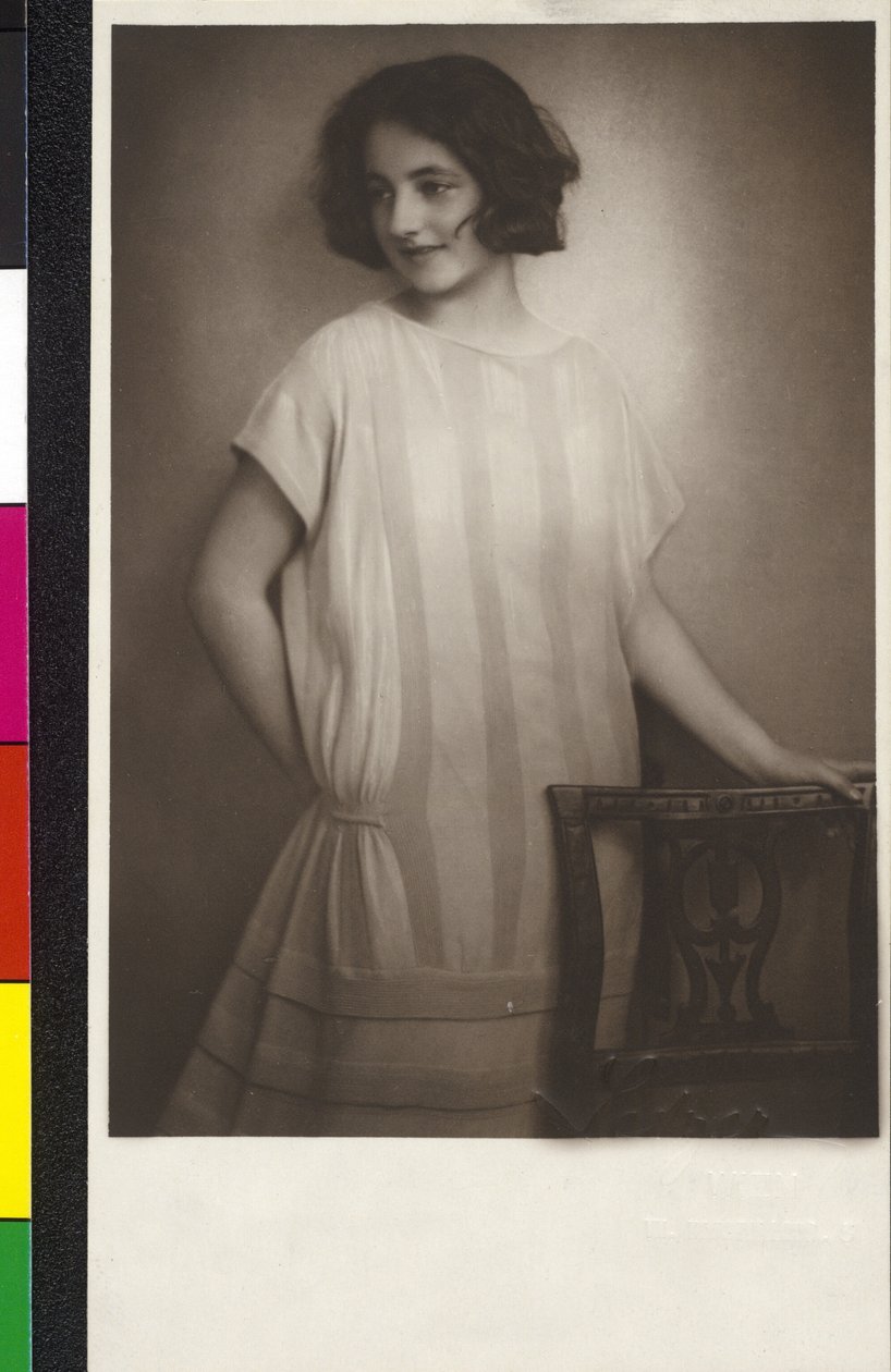 写真 リリ・シュニッツラー（1909-1928） 作： フランツ・ザビエル・セッツァー