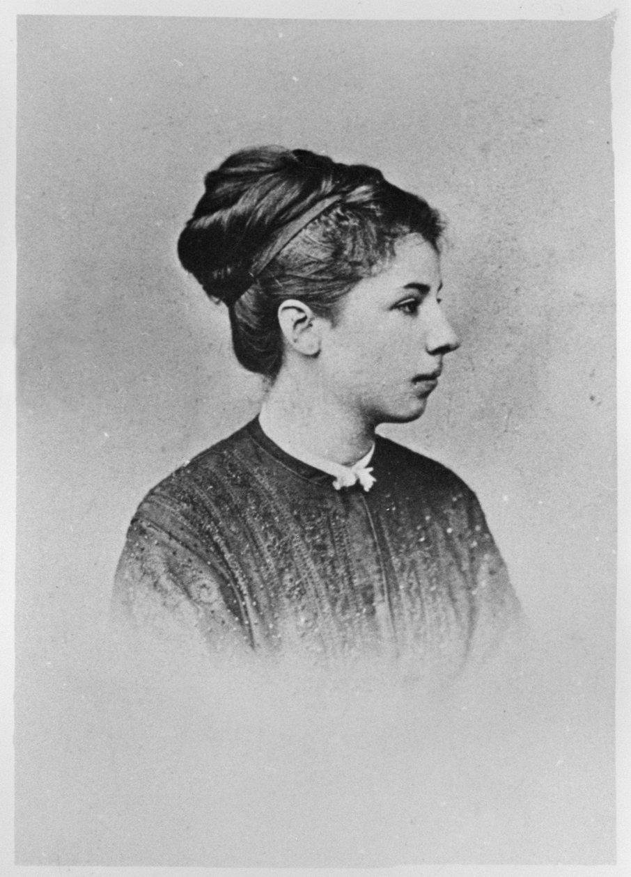 エリザベス・ドミトリエワ（1851-1910） 作： フランスの写真家