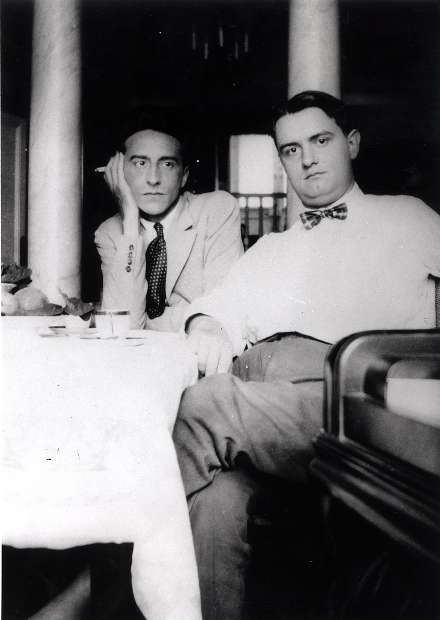 1924年のヴィルフランシュシュルメールでのジャンコクトー（1889〜1963年）とジョルジュオーリック（1899〜1983年） 作： フランスの写真家