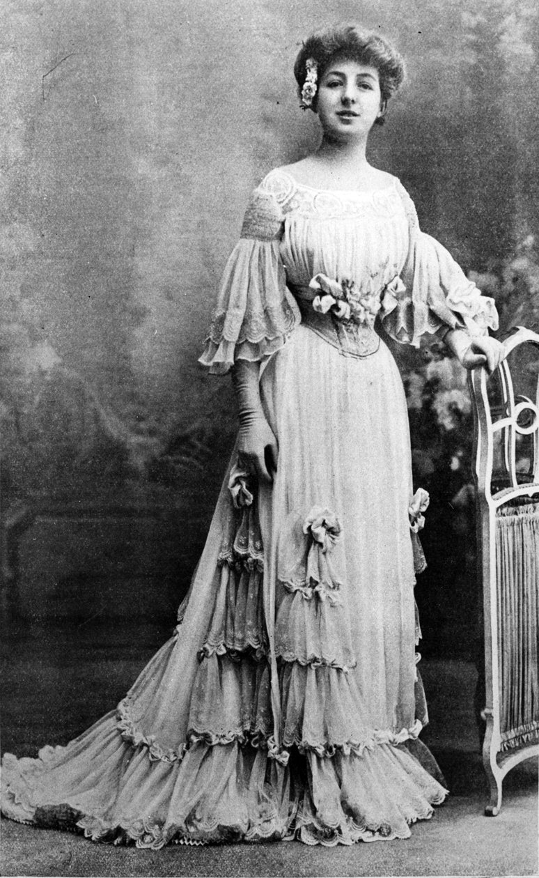 マドモアゼルレニエ、ジャックドゥセット作、1903年 作： フランスの写真家