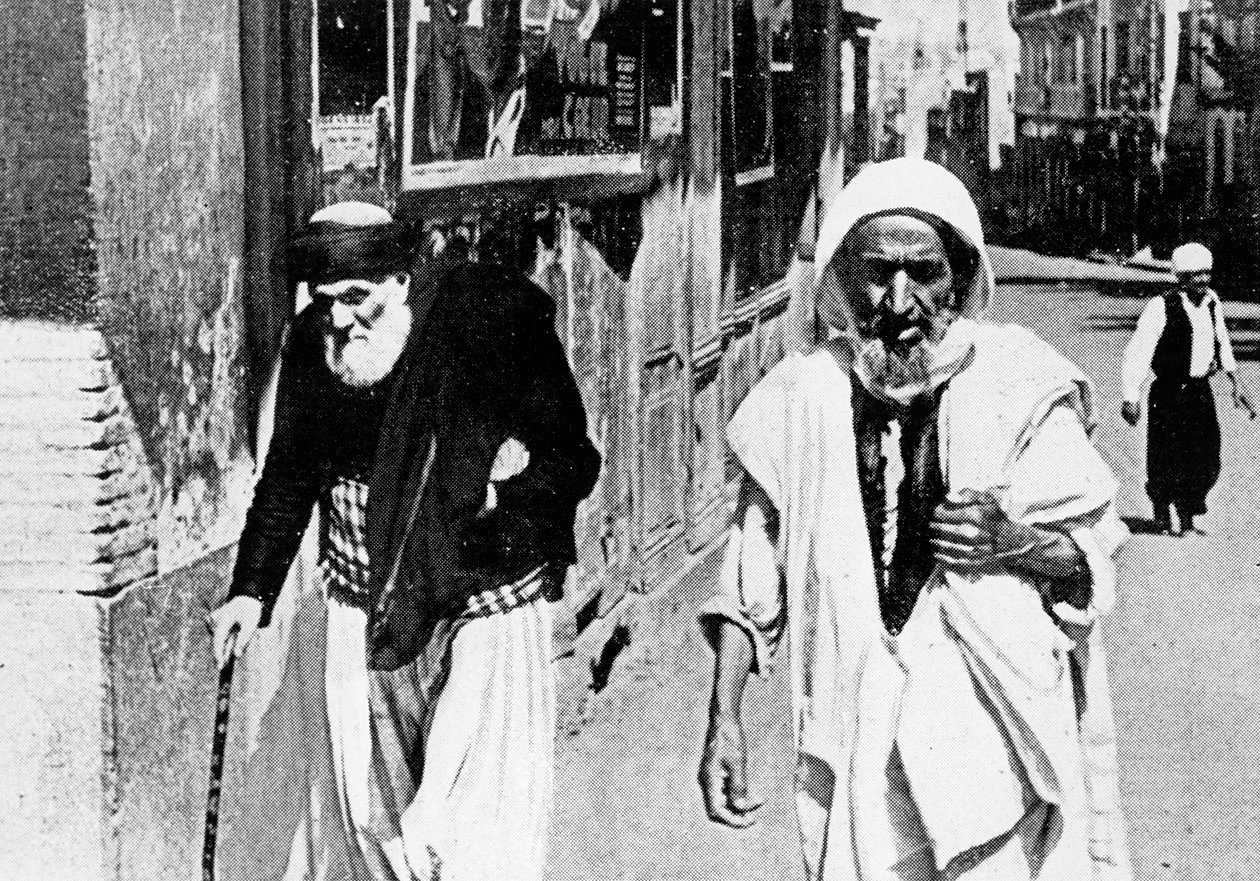 並んで：ユダヤ人とイスラム教徒 作： フランスの写真家