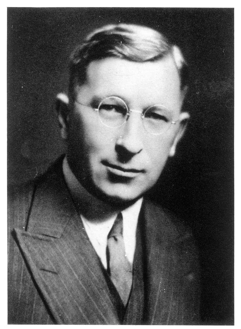フレデリックグラントバンティング卿（1891-1941） 作： フランスの写真家