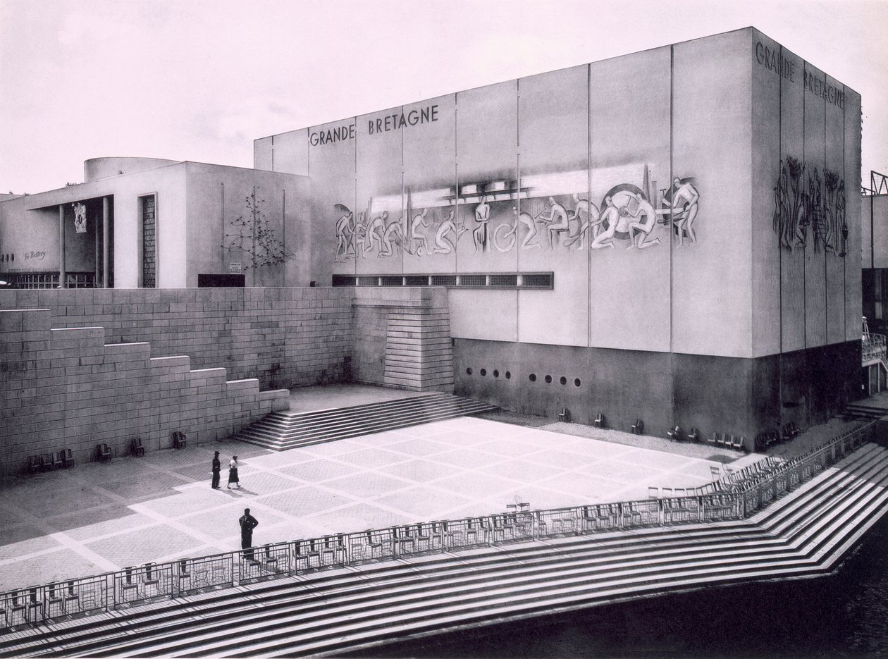 パリ万国博覧会、1937年にイギリスの建物 作： フランスの写真家