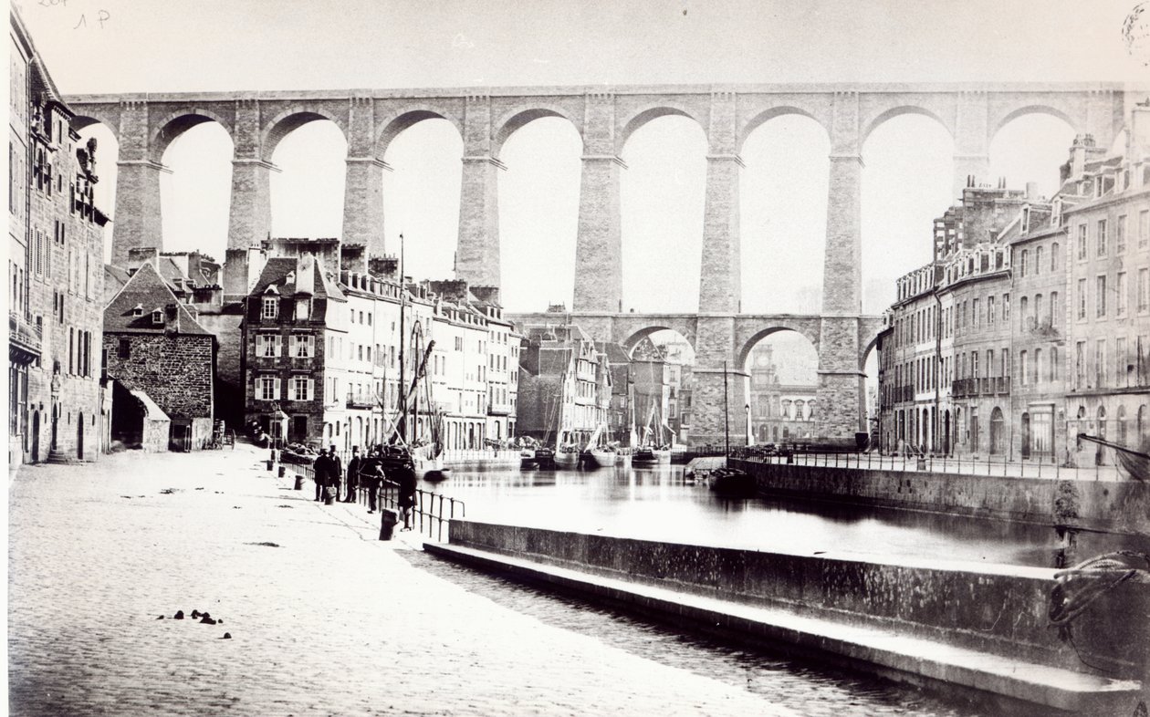 モルレーの高架橋、1880年頃 作： フランスの写真家