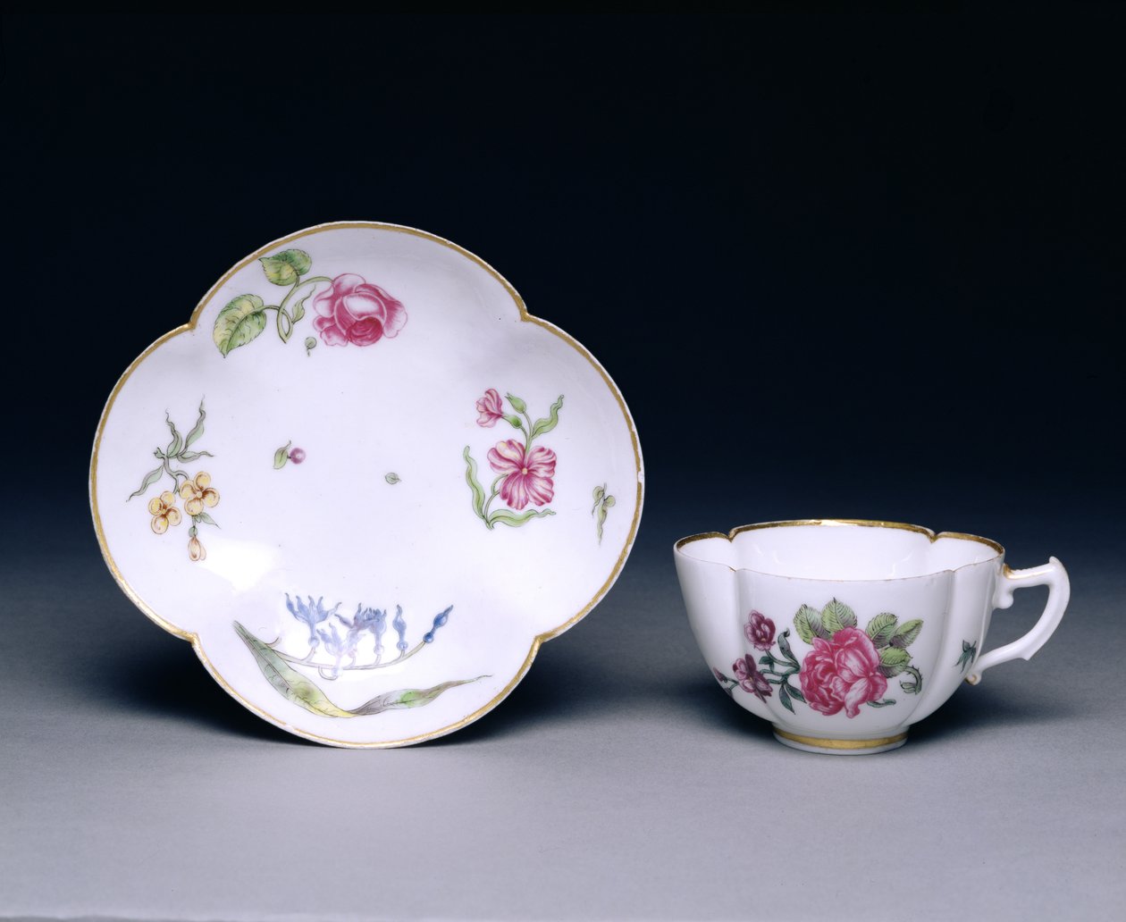 カップとソーサー、ヴァンセンヌ、1745-52年（磁器） 作： フランス語学校